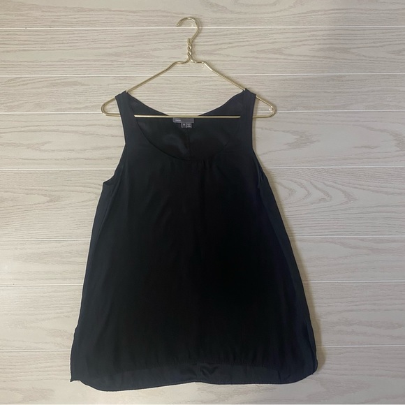 Vince Tops - 31.Vince Silk black tank top